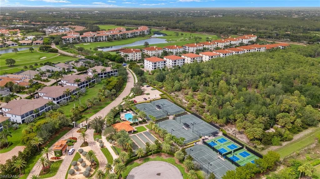 16382 Viansa Way 3-202, Naples, FL 34110-41