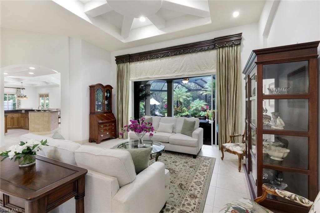 12099 Colliers Reserve Dr, Naples, FL 34110-11