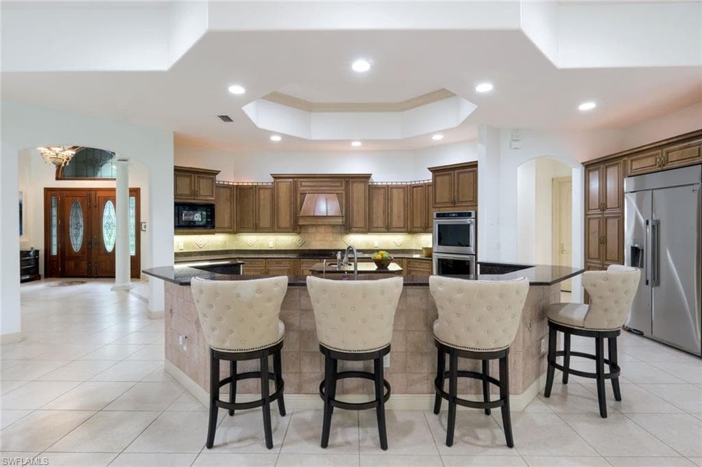 12099 Colliers Reserve Dr, Naples, FL 34110-15