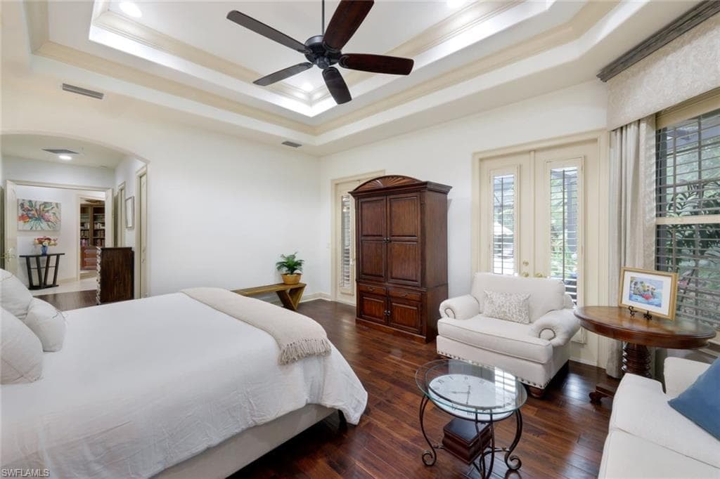 12099 Colliers Reserve Dr, Naples, FL 34110-25