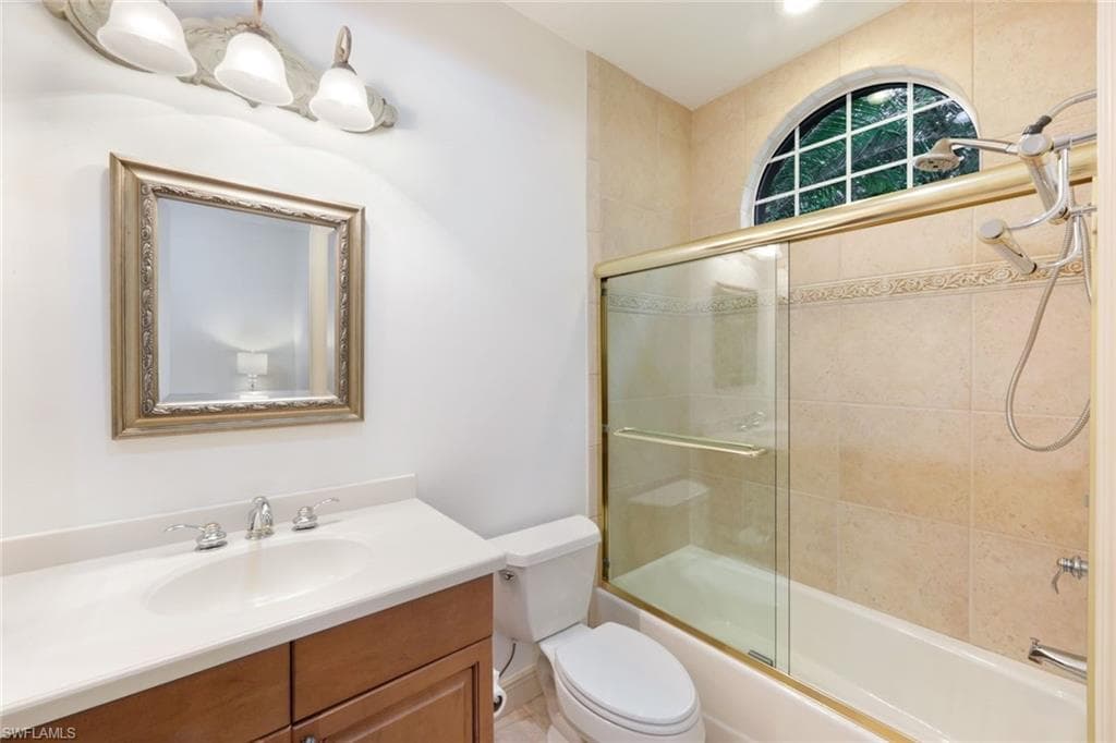 12099 Colliers Reserve Dr, Naples, FL 34110-32