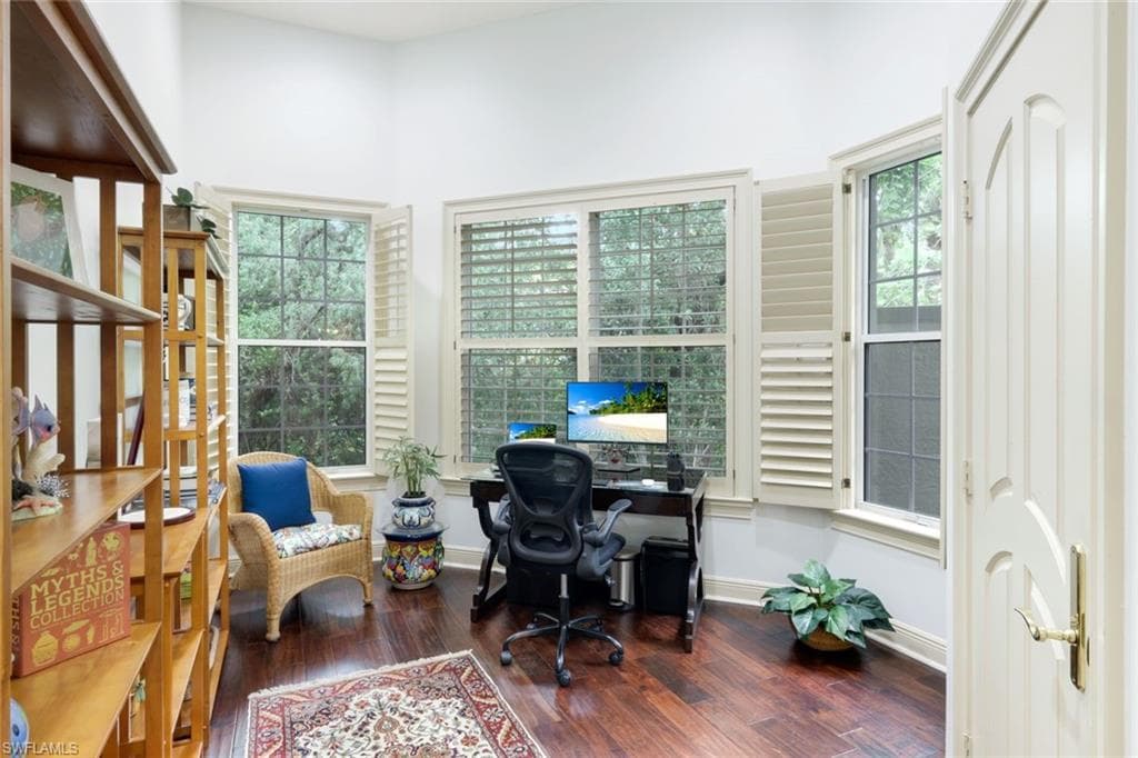 12099 Colliers Reserve Dr, Naples, FL 34110-33