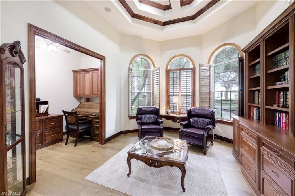 12099 Colliers Reserve Dr, Naples, FL 34110-34