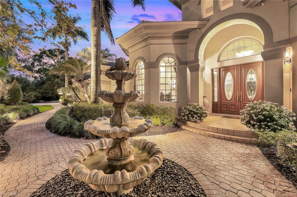 12099 Colliers Reserve Dr, Naples, FL 34110-4