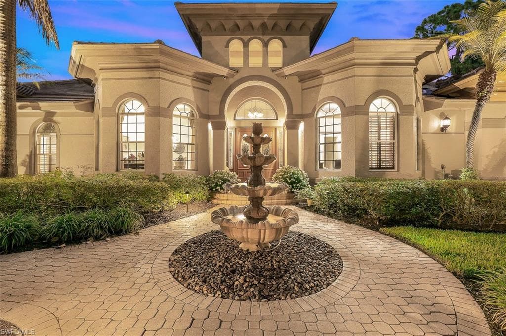 12099 Colliers Reserve Dr, Naples, FL 34110-5