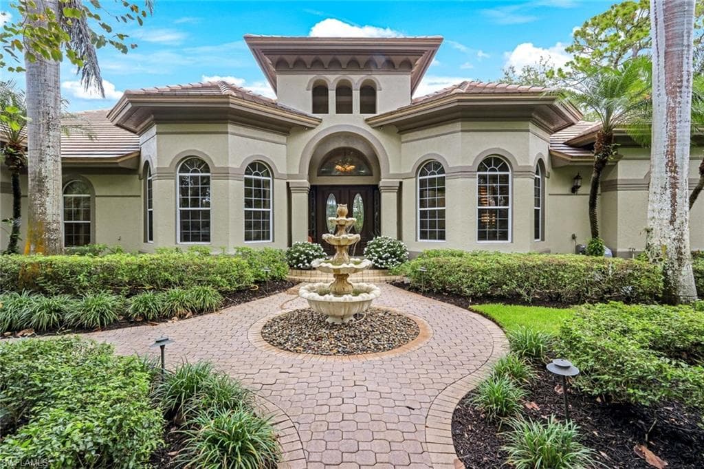 12099 Colliers Reserve Dr, Naples, FL 34110-6