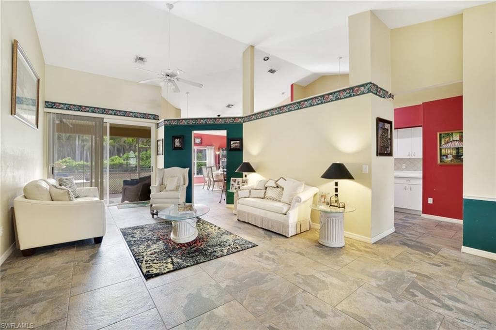 1920 Piccadilly Circus, Naples, FL 34112-5