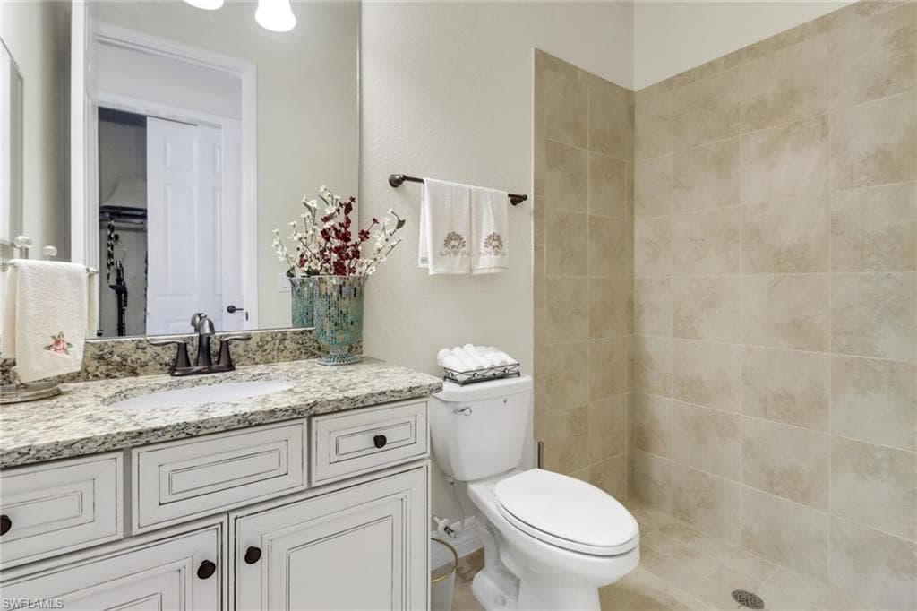 28103 Kerry Ct, Bonita Springs, FL 34135-21