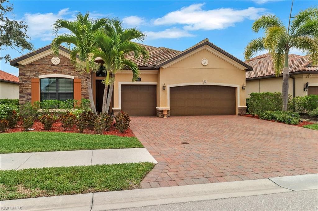 28103 Kerry Ct, Bonita Springs, FL 34135-2