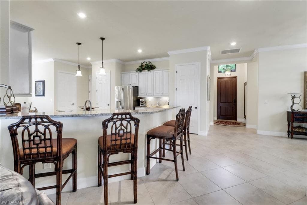 28103 Kerry Ct, Bonita Springs, FL 34135-5