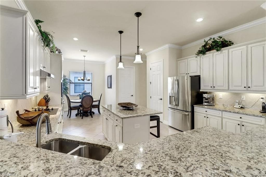 28103 Kerry Ct, Bonita Springs, FL 34135-6