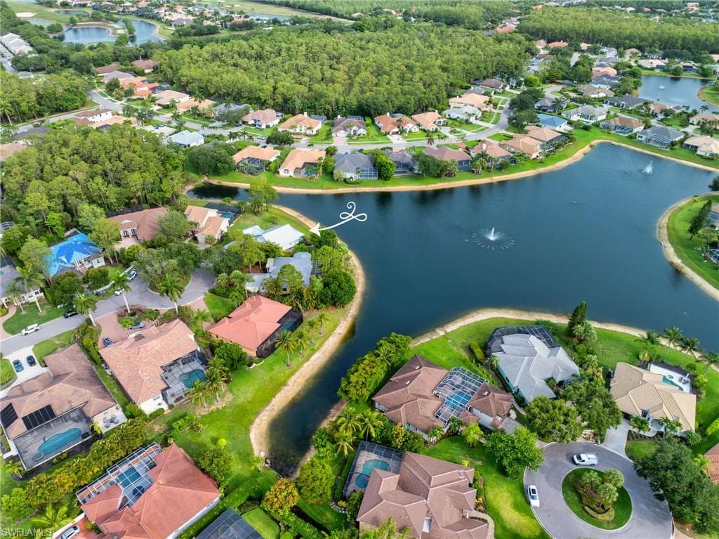 3988 Reflection Ct, Naples, FL 34109-10