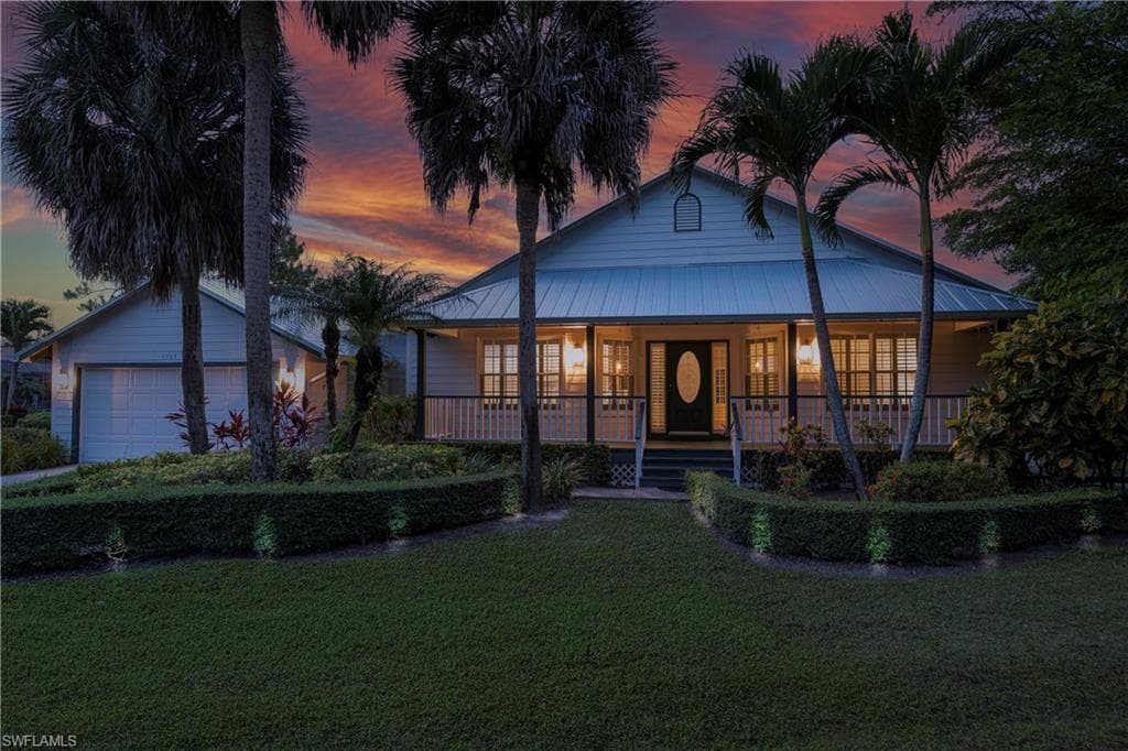 3988 Reflection Ct, Naples, FL 34109-2