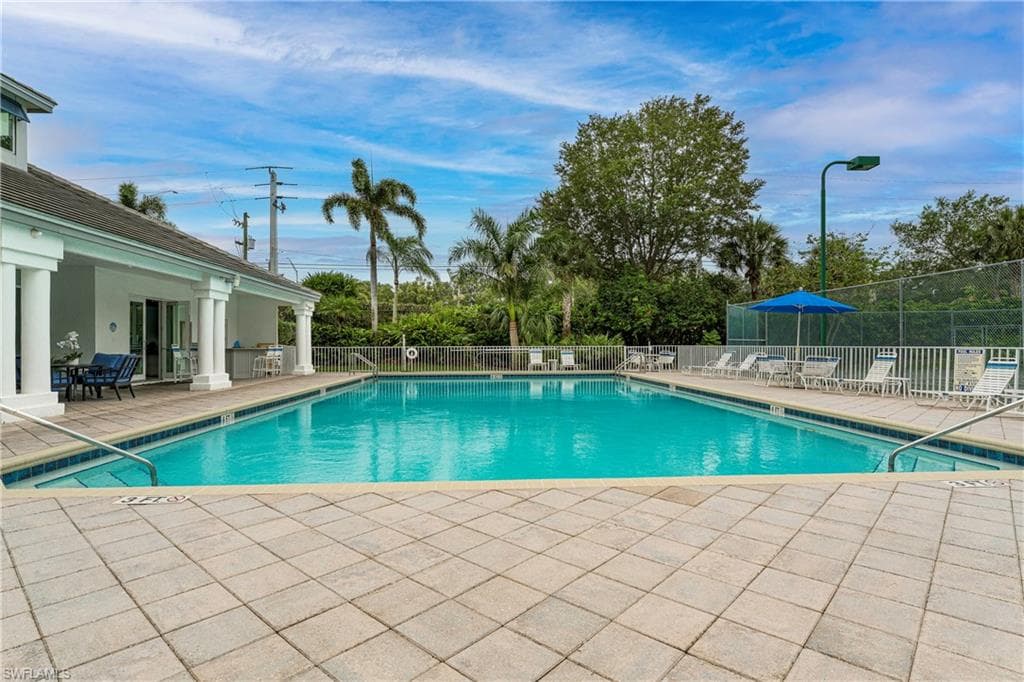 3988 Reflection Ct, Naples, FL 34109-44