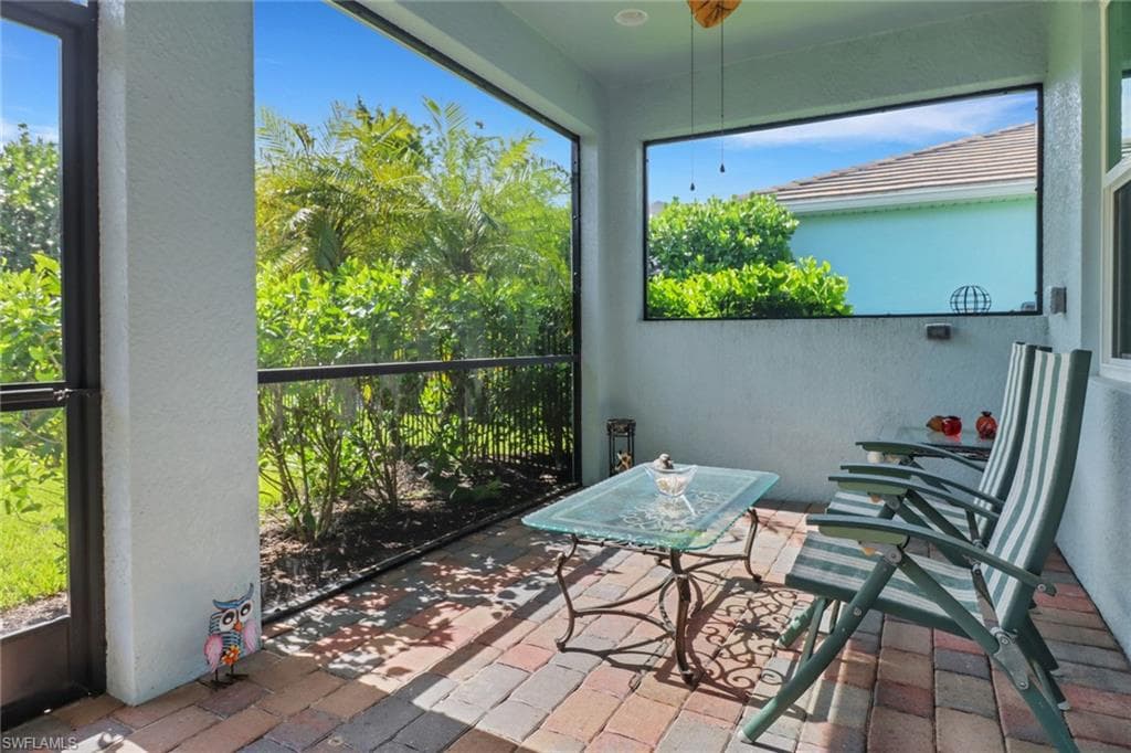 14594 Tropical Dr, Naples, FL 34114-11