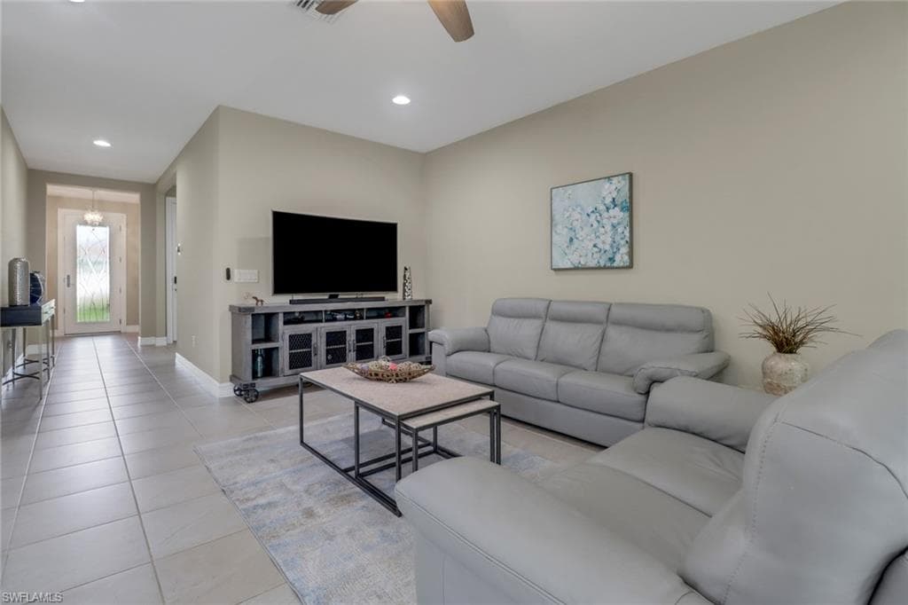 14594 Tropical Dr, Naples, FL 34114-13