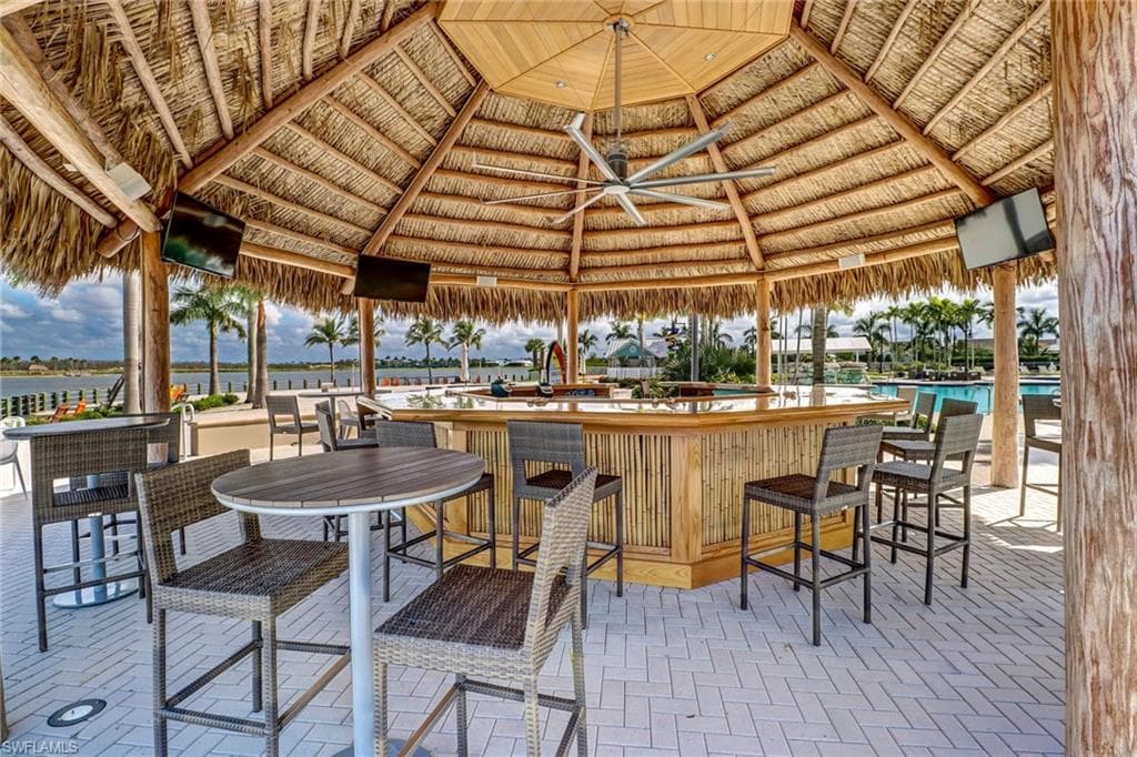 14594 Tropical Dr, Naples, FL 34114-33