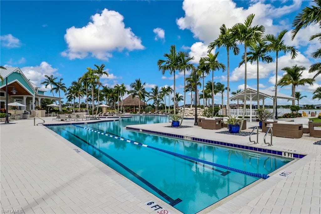14594 Tropical Dr, Naples, FL 34114-35