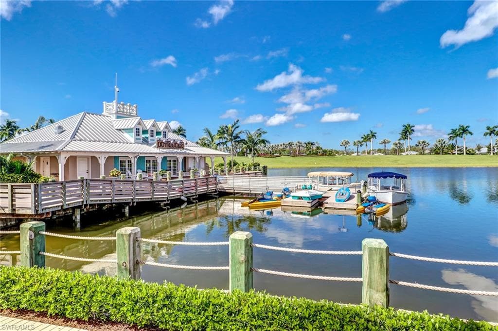 14594 Tropical Dr, Naples, FL 34114-38