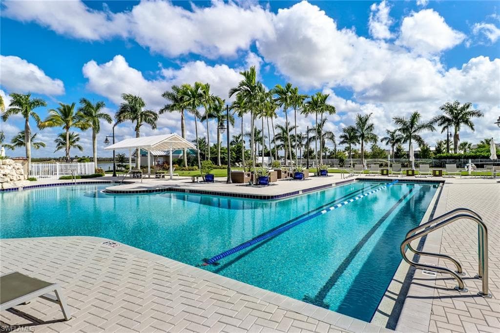 14594 Tropical Dr, Naples, FL 34114-39