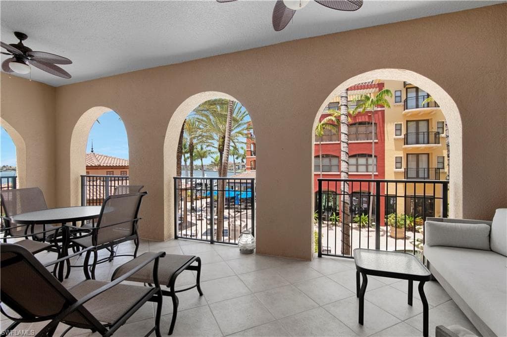 740 Collier Blvd 206, Marco Island, FL 34145-25