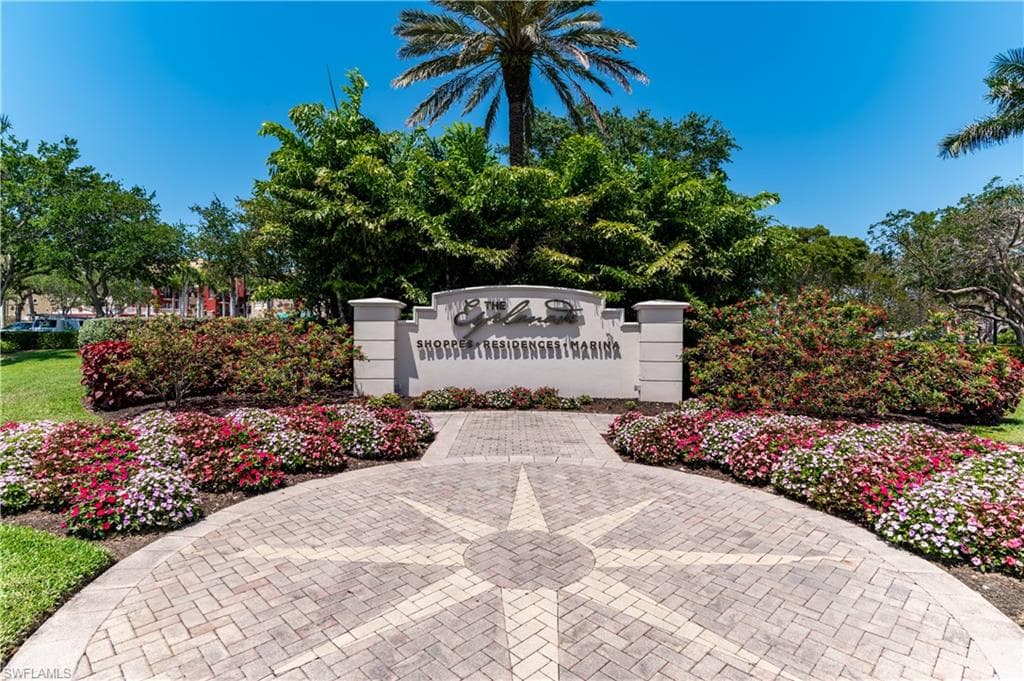 740 Collier Blvd 206, Marco Island, FL 34145-32