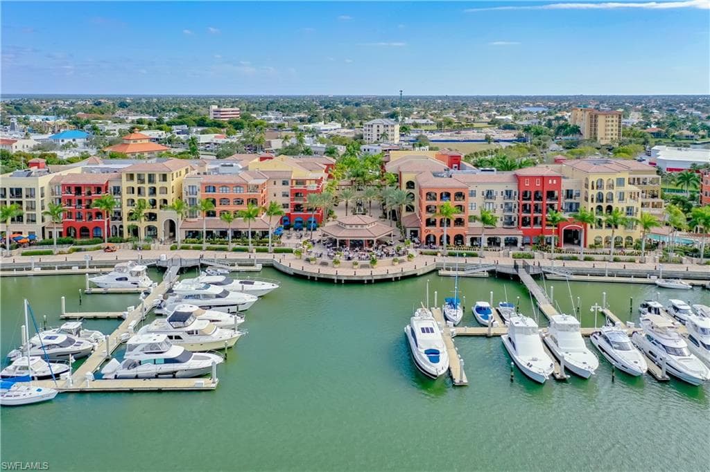 740 Collier Blvd 206, Marco Island, FL 34145-33