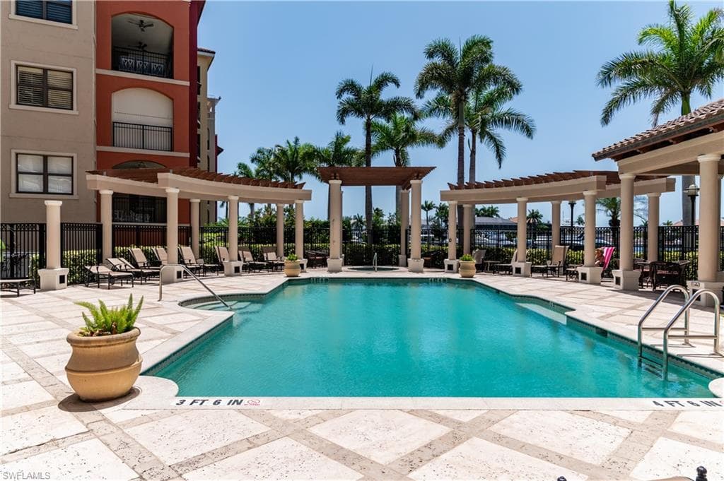 740 Collier Blvd 206, Marco Island, FL 34145-37
