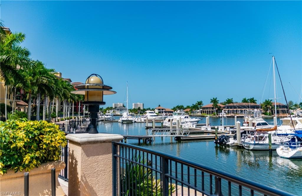 740 Collier Blvd 206, Marco Island, FL 34145-44