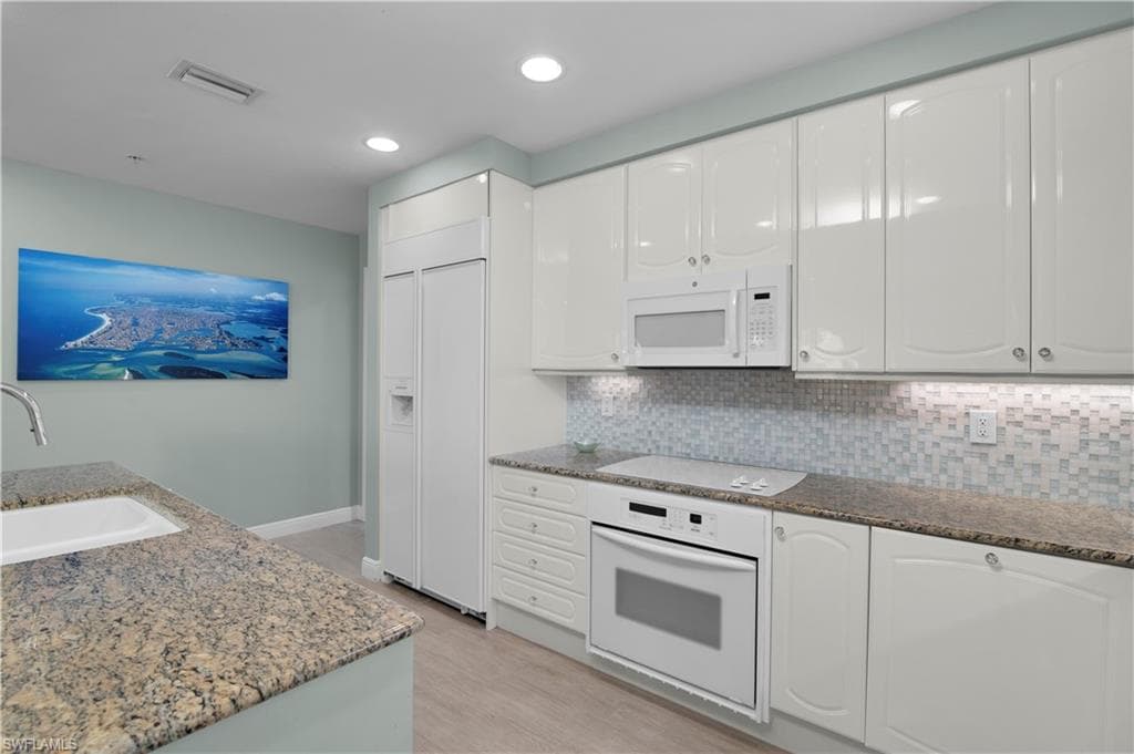 740 Collier Blvd 206, Marco Island, FL 34145-7