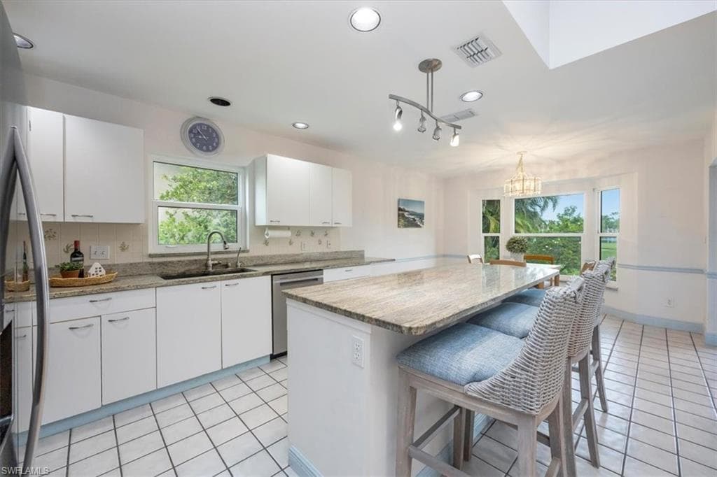 4151 Royal Wood Blvd, Naples, FL 34112-9