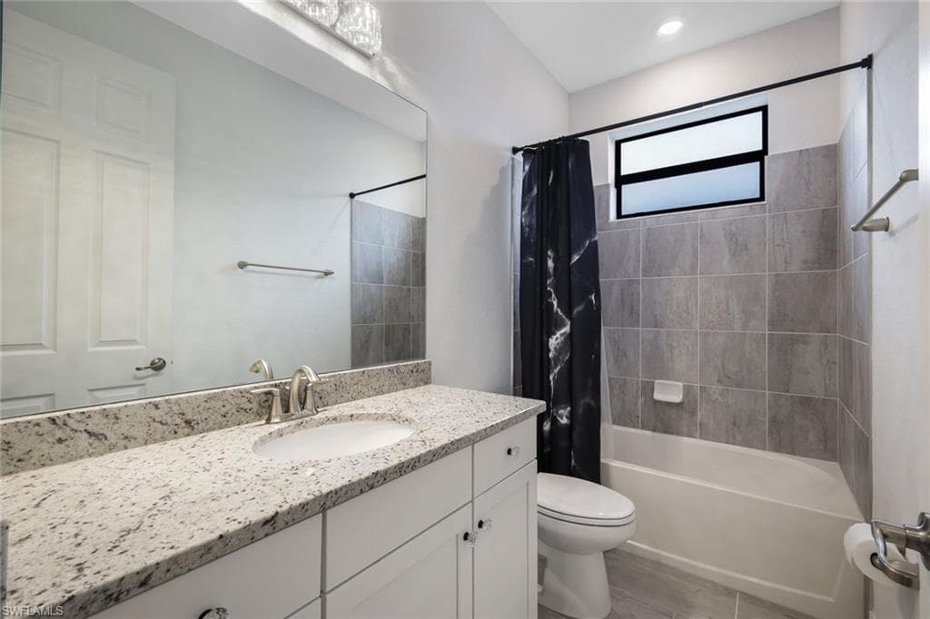 19477 The Place Blvd, Estero, FL 33928-19