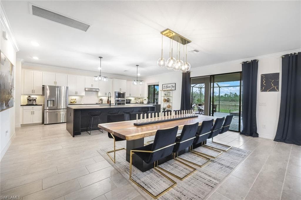 19477 The Place Blvd, Estero, FL 33928-8