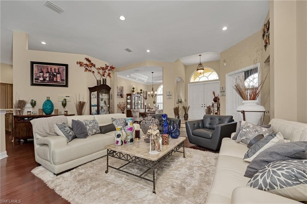 1640 Golden Gate Blvd W, Naples, FL 34117-11