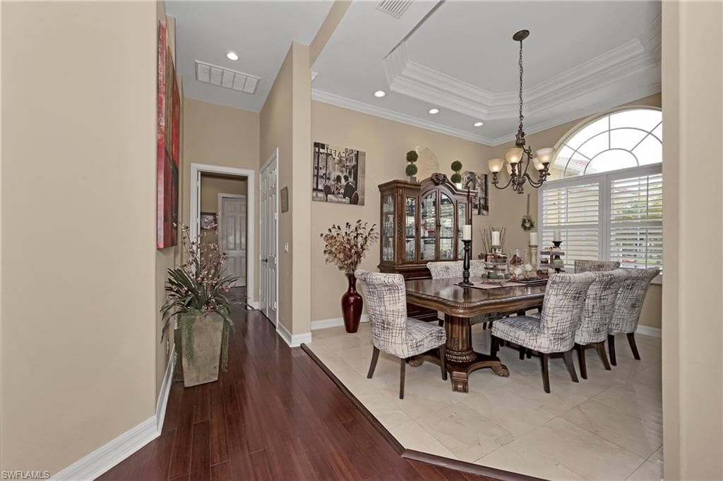 1640 Golden Gate Blvd W, Naples, FL 34117-19