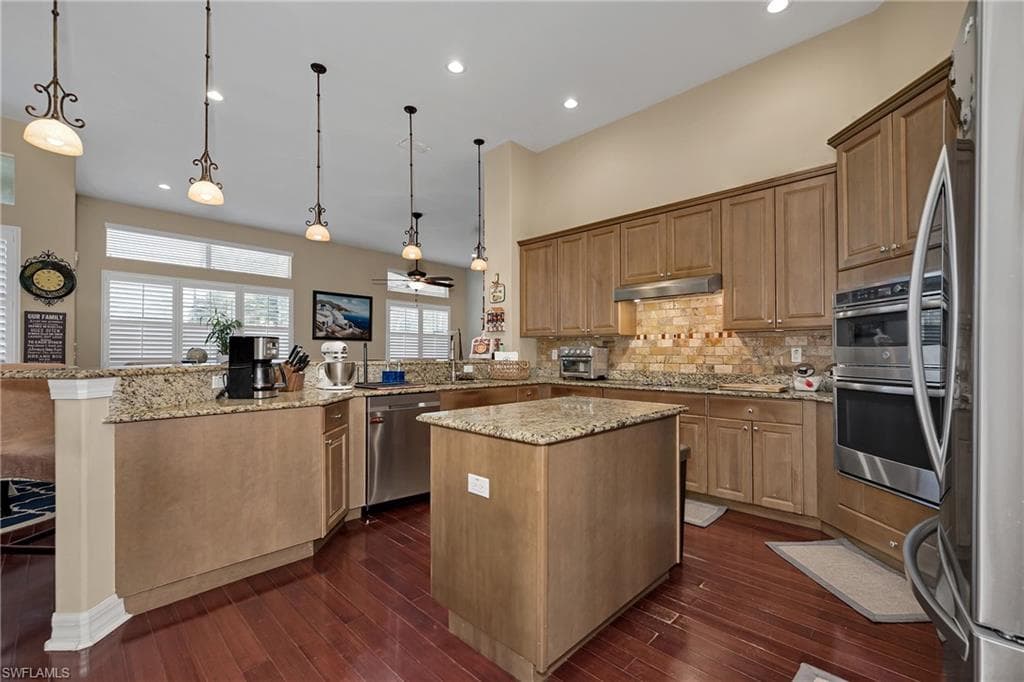 1640 Golden Gate Blvd W, Naples, FL 34117-22