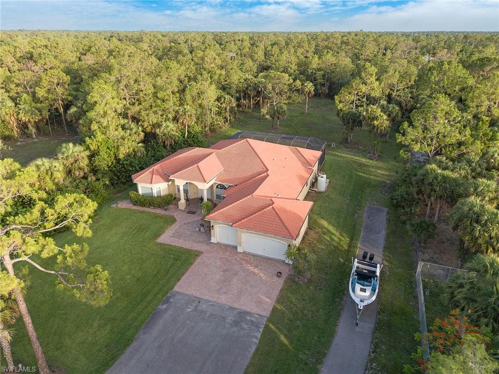 1640 Golden Gate Blvd W, Naples, FL 34117-4