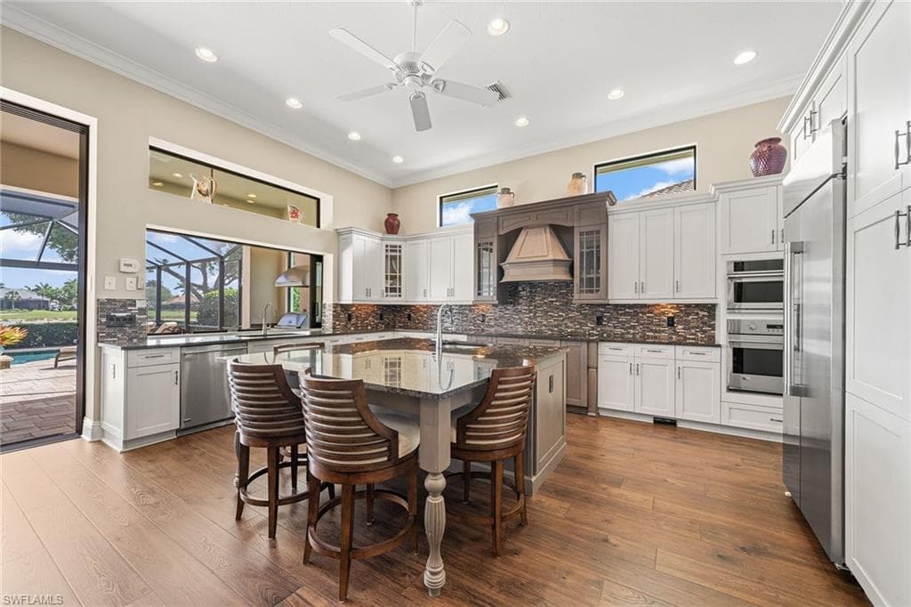 11950 Heather Woods Ct, Naples, FL 34120-11