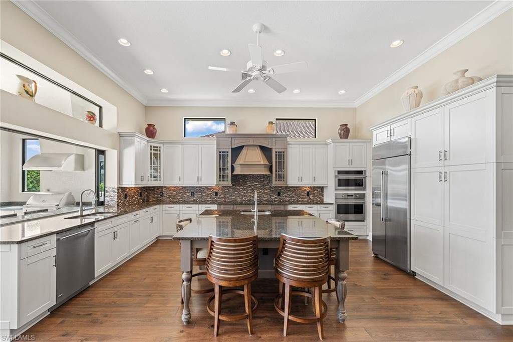 11950 Heather Woods Ct, Naples, FL 34120-14