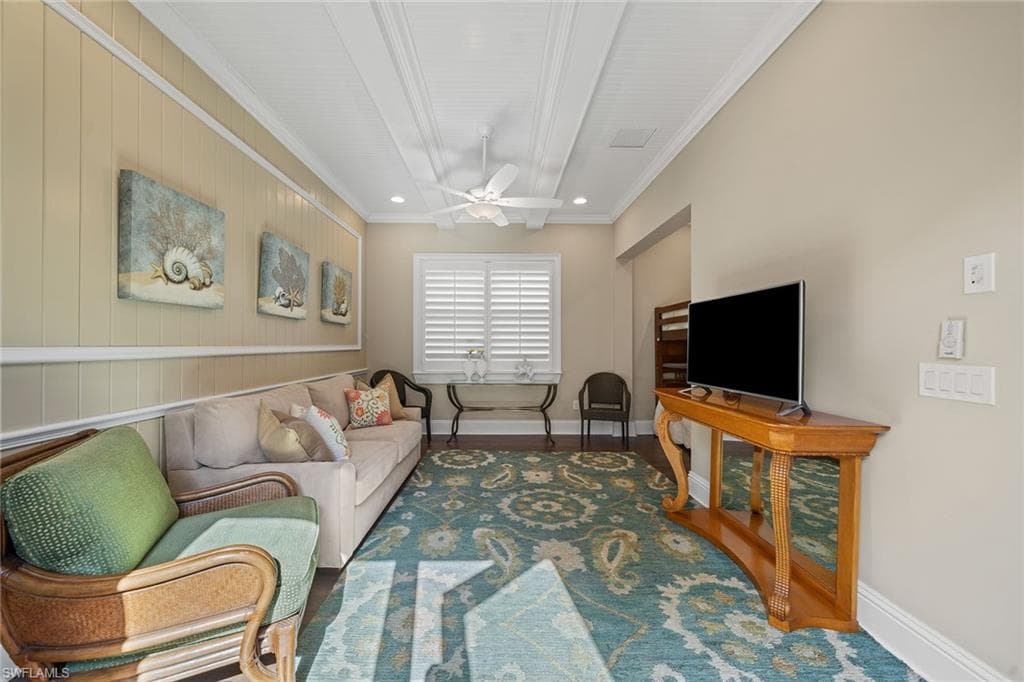 11950 Heather Woods Ct, Naples, FL 34120-33