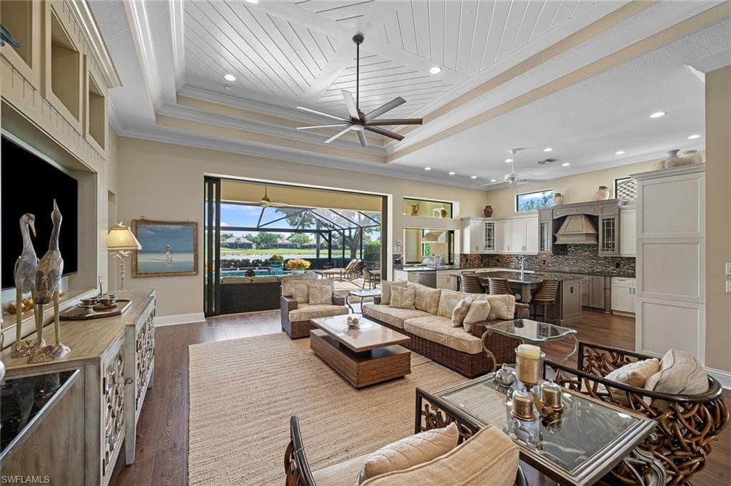 11950 Heather Woods Ct, Naples, FL 34120-3