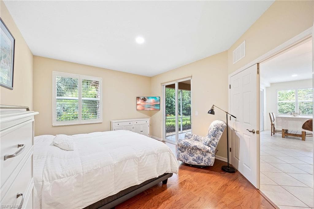 6637 Alden Woods Cir 102, Naples, FL 34113-13