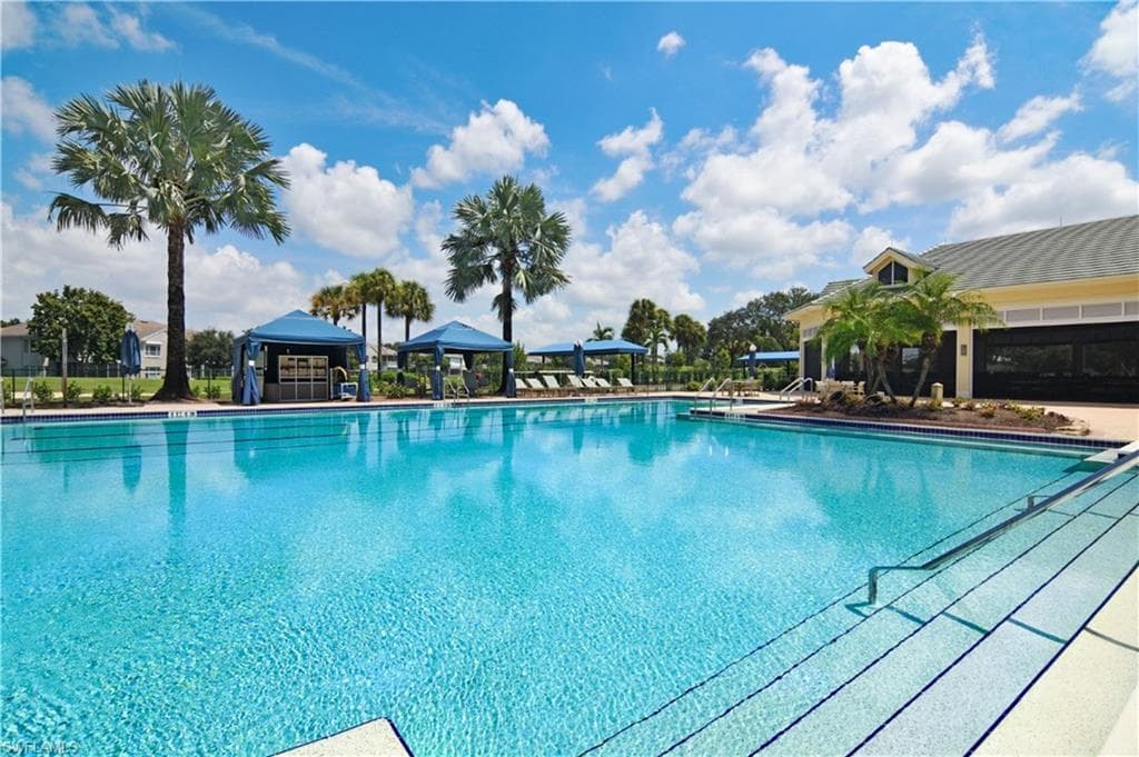 3051 Lancaster Dr 2, Naples, FL 34105-26