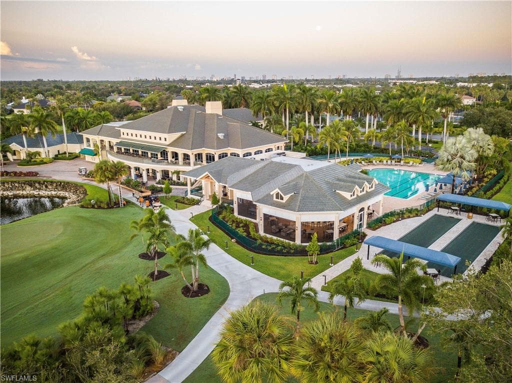 3051 Lancaster Dr 2, Naples, FL 34105-31