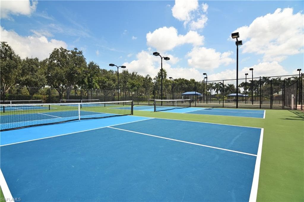 3051 Lancaster Dr 2, Naples, FL 34105-32