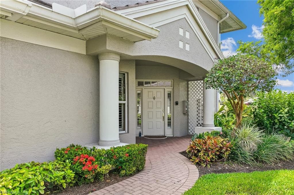 3051 Lancaster Dr 2, Naples, FL 34105-3