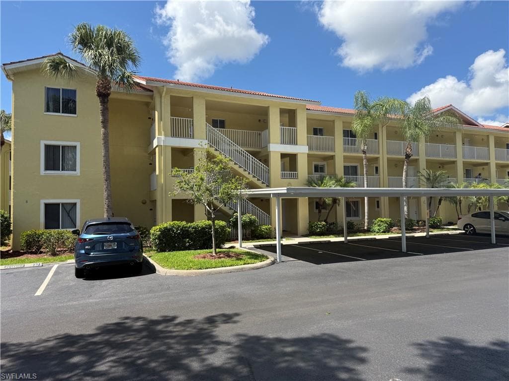 8224 Key Royal Cir 234, Naples, FL 34119-2