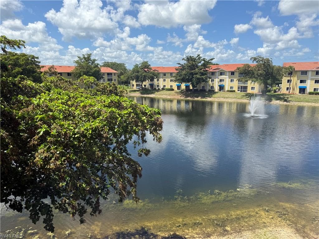 8224 Key Royal Cir 234, Naples, FL 34119-3