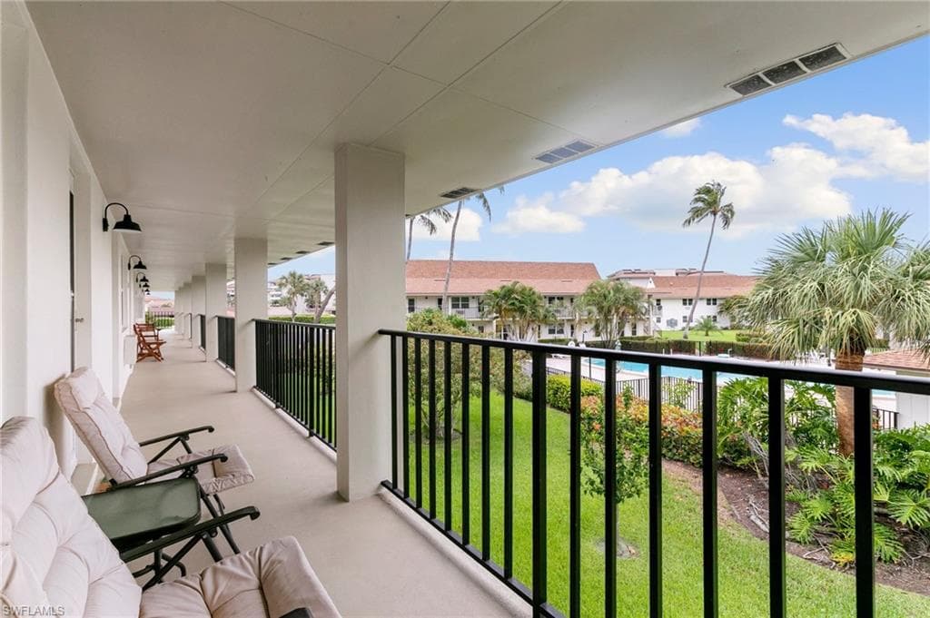 235 Seaview Ct E6, Marco Island, FL 34145-13