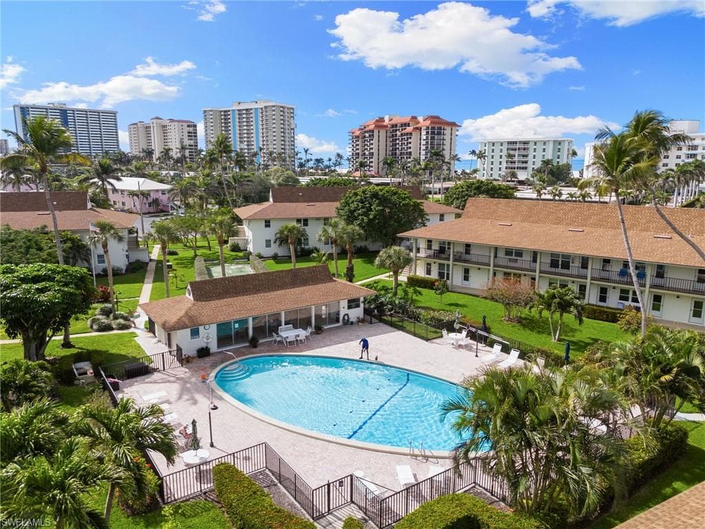 235 Seaview Ct E6, Marco Island, FL 34145-16